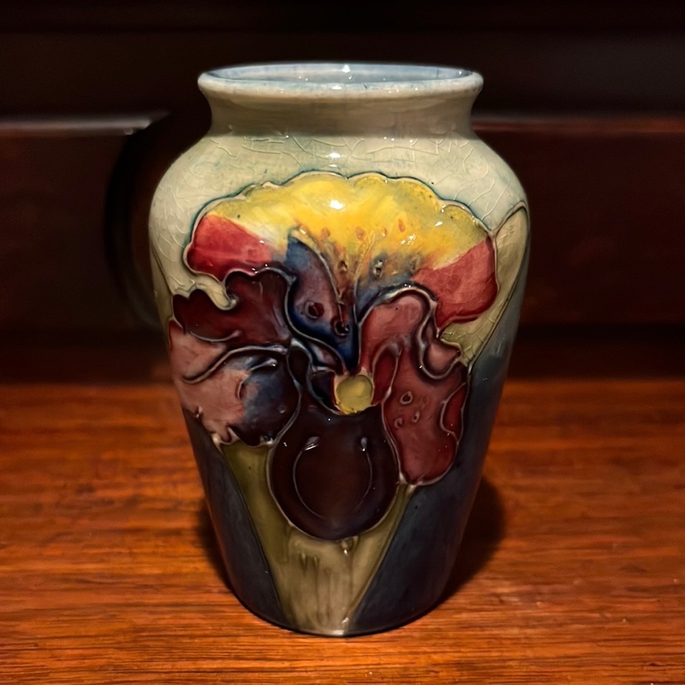 Moorcraft (Potter to the Queen) Small Iris Vase